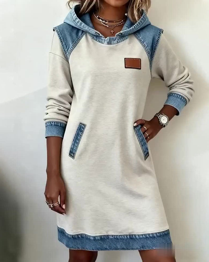 Robe en jean avec capuche