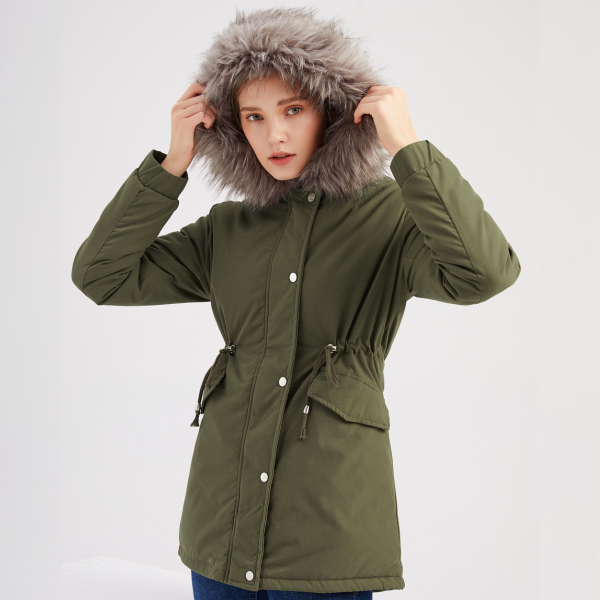MARINAâą | Parka en Velours Chaud avec Finitions