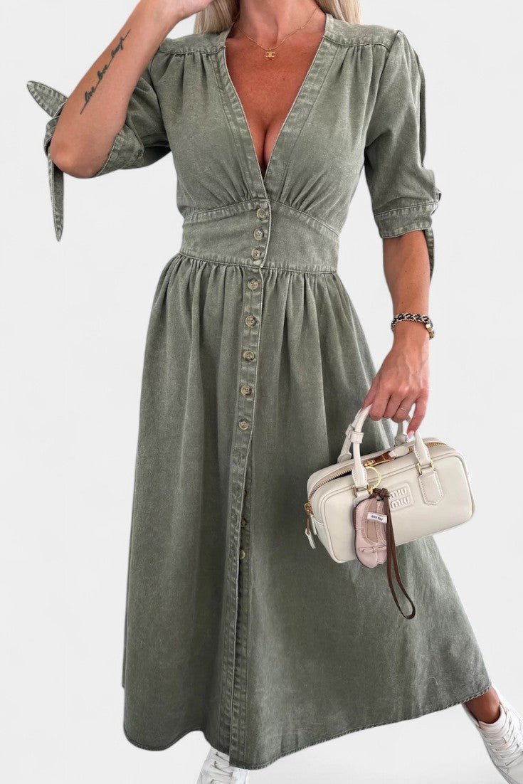 Adelina | Robe Midi à Boutons et Décolleté en V